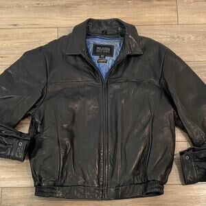 Vintage Wilson Leather Genuine Black bomber jacket Thinsulate Quilted Lining